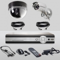 Комплект из видеорегистратора и 2-х камер (уличной и внутренней) CoVi Security FVK-2002KIT